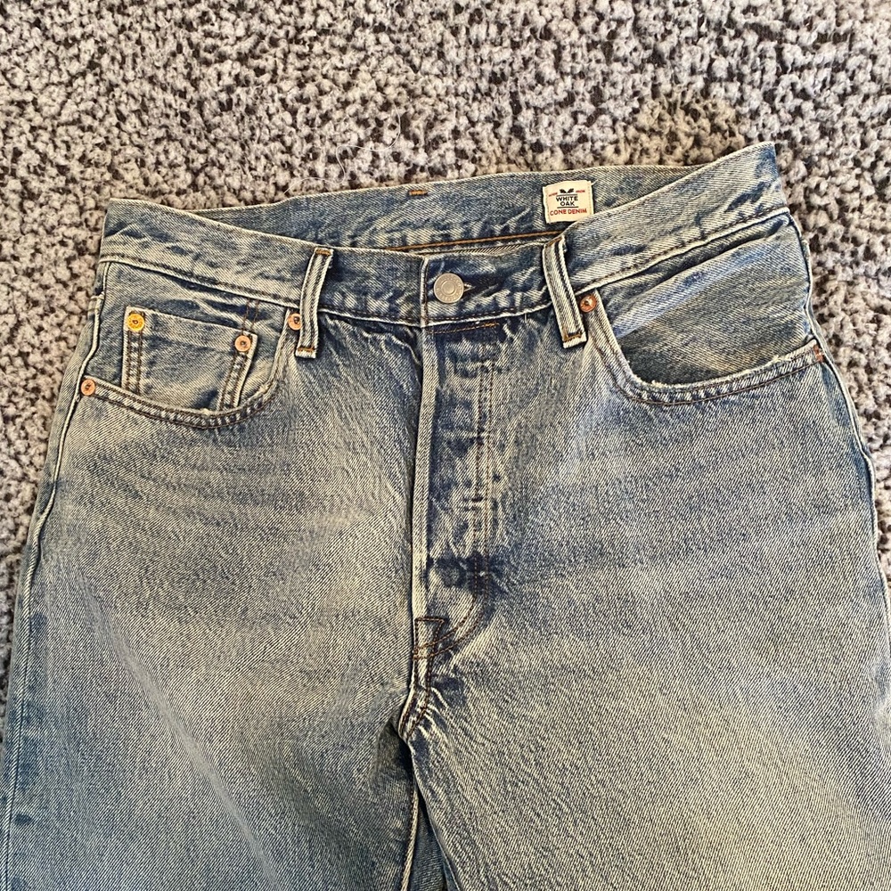 Acid Wash Levi Jeans